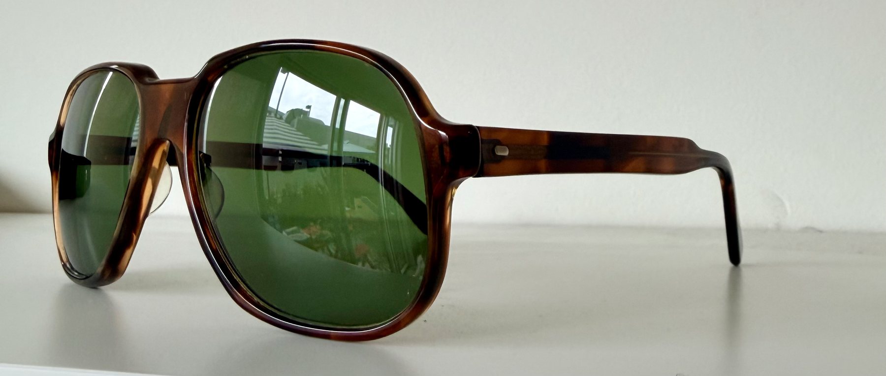 Tart Optical Ace High, view 2